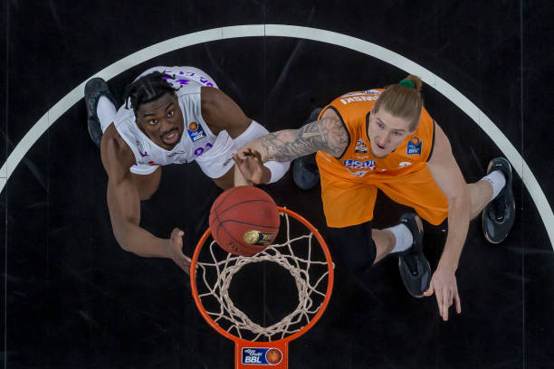 23梯队向 23梯队向