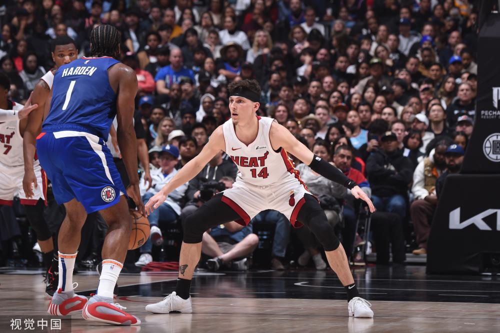 亚冠-李昂闪击武磊传射建功 海港3-2中央海岸水手.