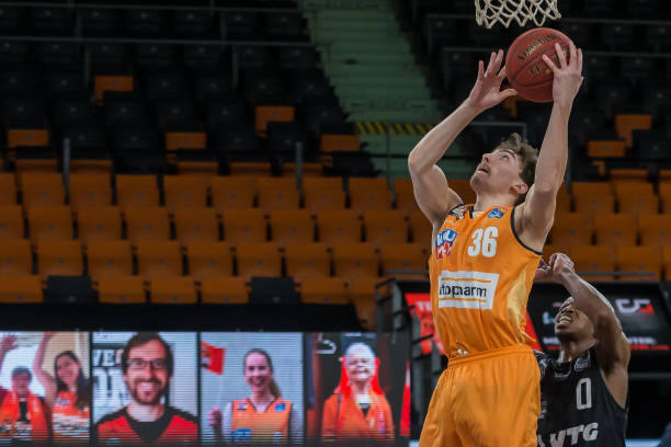 篇章的缔造 篇章的缔造