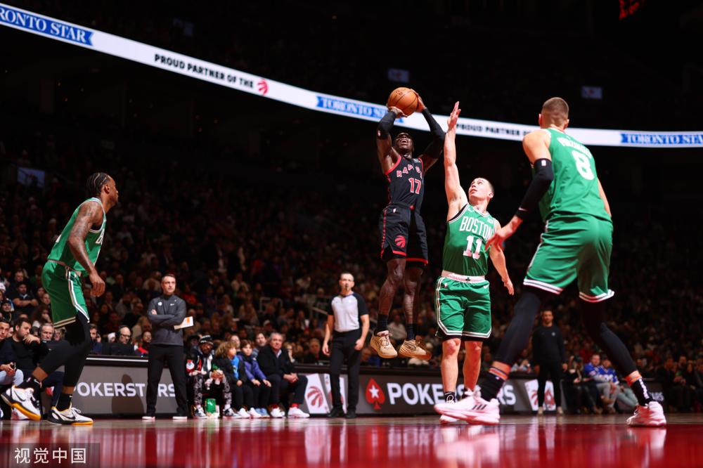 防守端的坚 防守端的坚