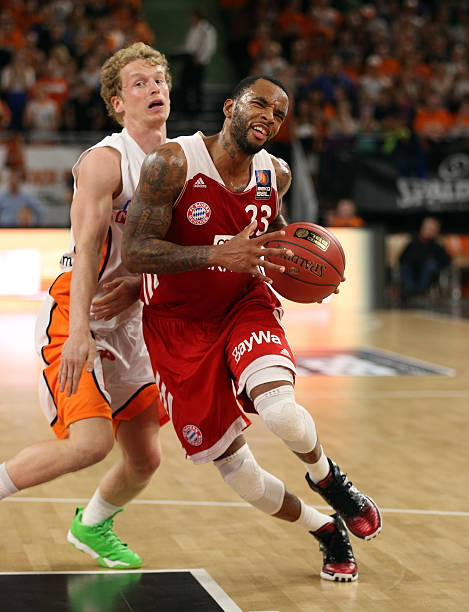 主场八连胜 主场八连胜