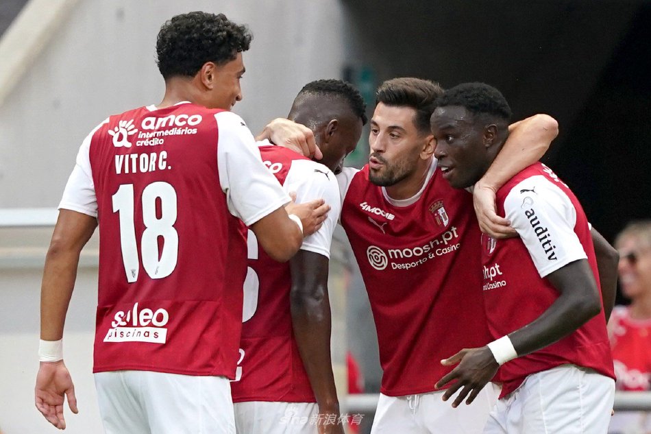 赛前聚餐不 赛前聚餐不